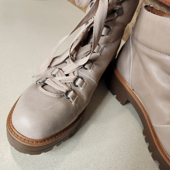 Indigo Road Iritzel Dusty Rose Lace Up Heeled Combat Boots  Size 9 - Picture 7 of 7